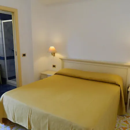 Hotell Hermosa Ischia