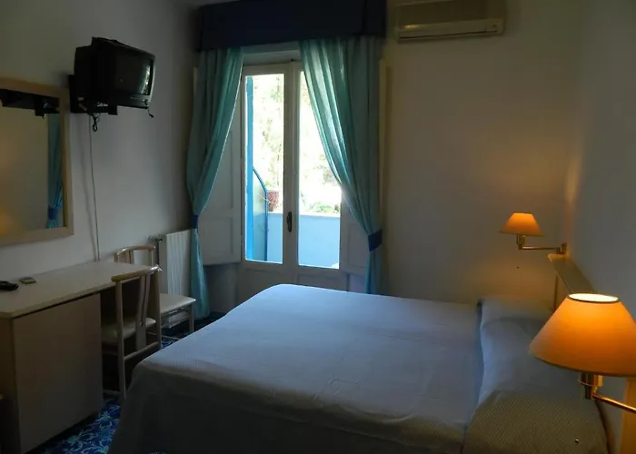 Hermosa Hotel 3*