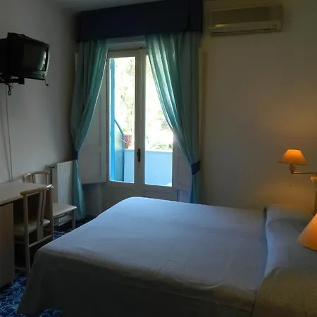 Hermosa Отель 3*